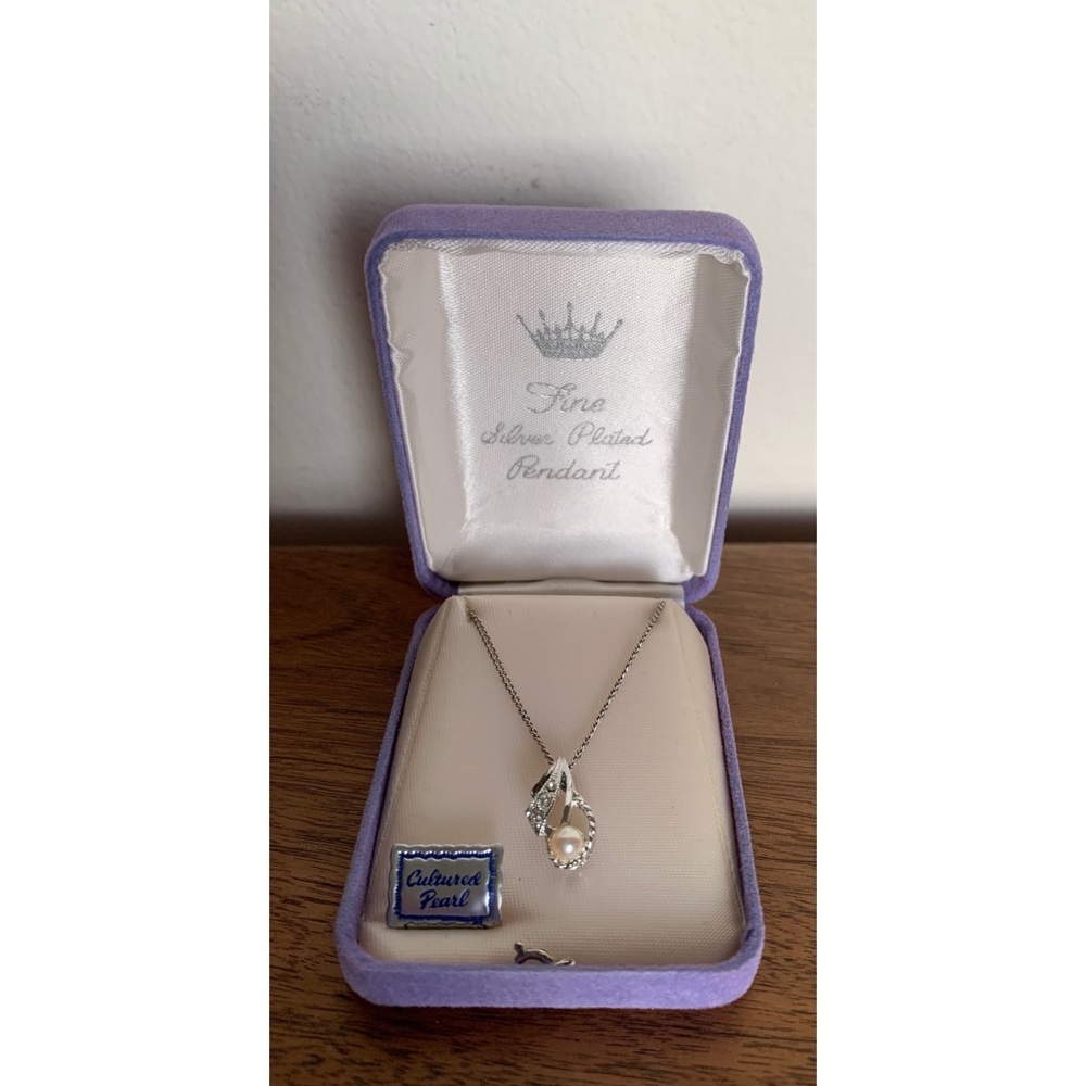 Vintage Pearl Necklace